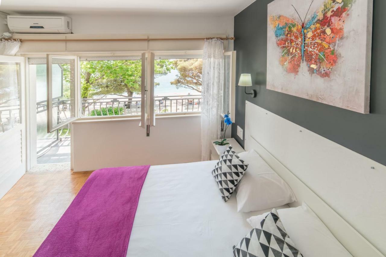 Guesthouse On The Beach Baška Voda Екстериор снимка