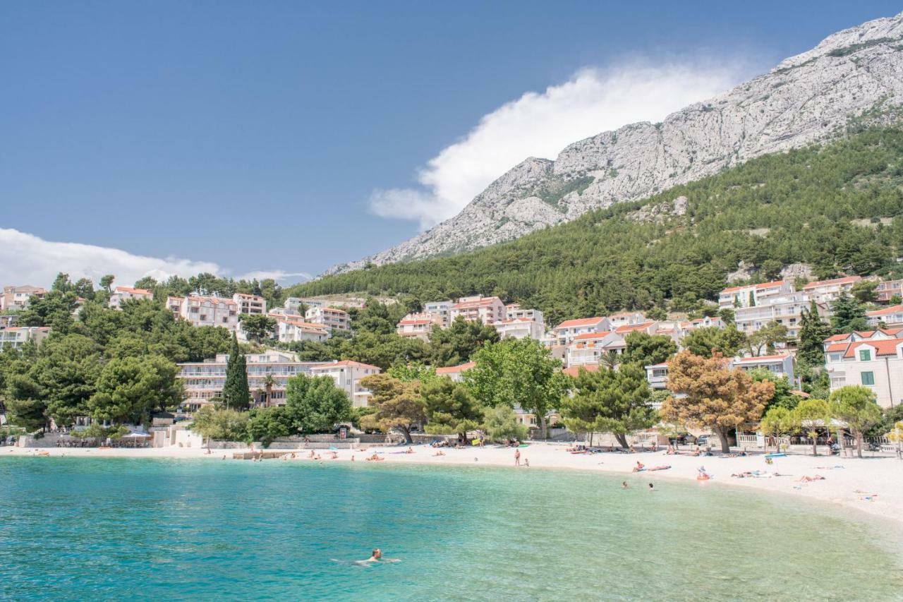 Guesthouse On The Beach Baška Voda Екстериор снимка
